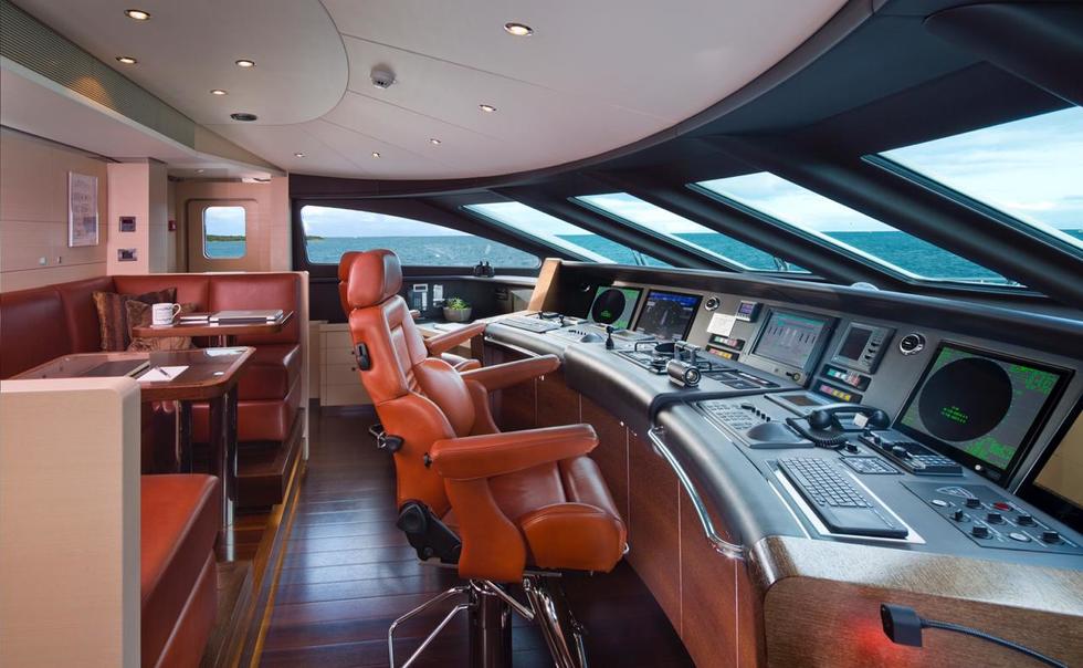 Аренда яхты LADY L 44.60m Heesen